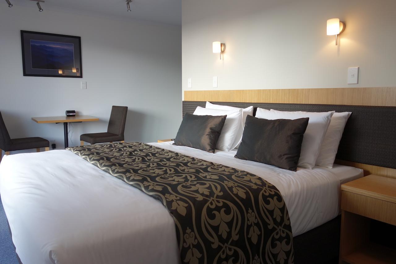 Parakai Springs Lodge Room photo